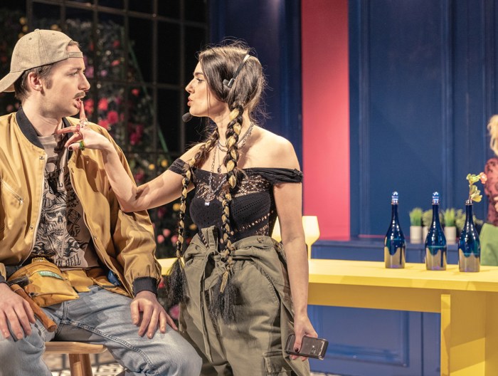 William Valerián, Natálie Holíková, Kamila Sedlárová