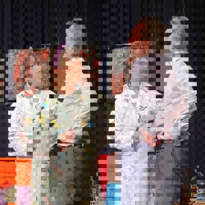 Půldruhé hodiny zpoždění